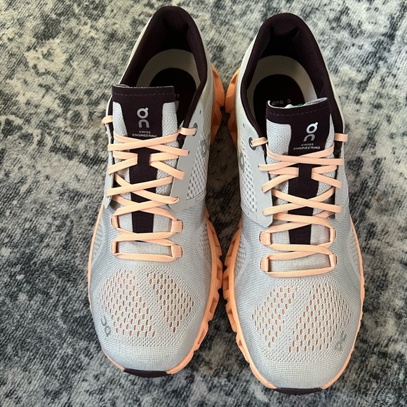 On Running Cloud X Women Sneakers - Picture 7 of 11